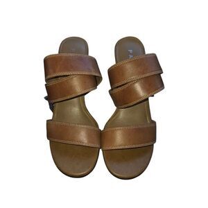 Parade Of Shoes Women's Size 6 Tan/Brown Strappy Buckle Sandal